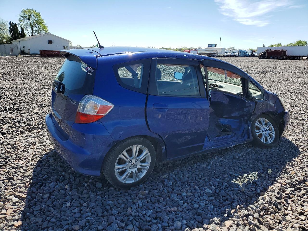 2010 HONDA FIT