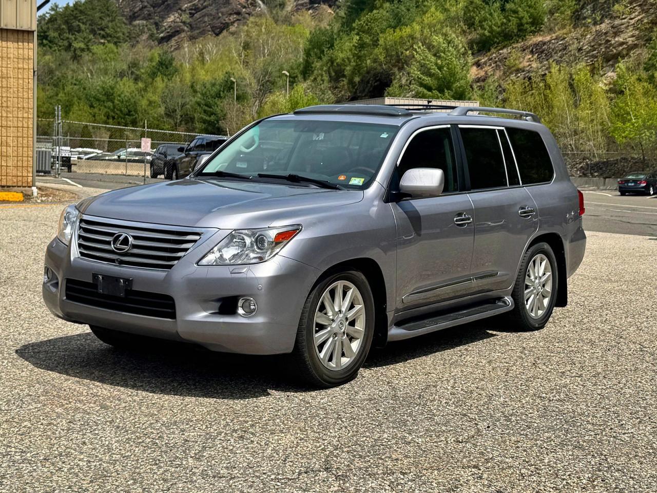 2009 LEXUS LX 570