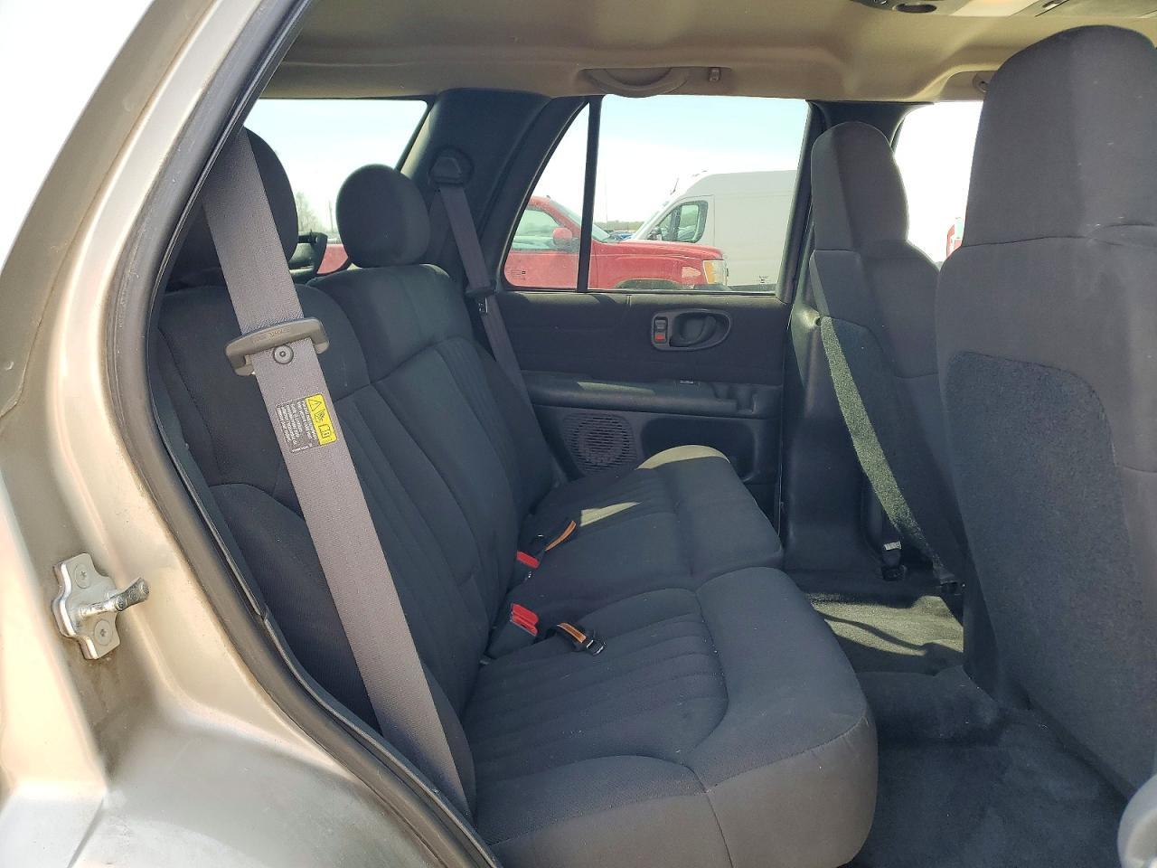 2004 CHEVROLET BLAZER