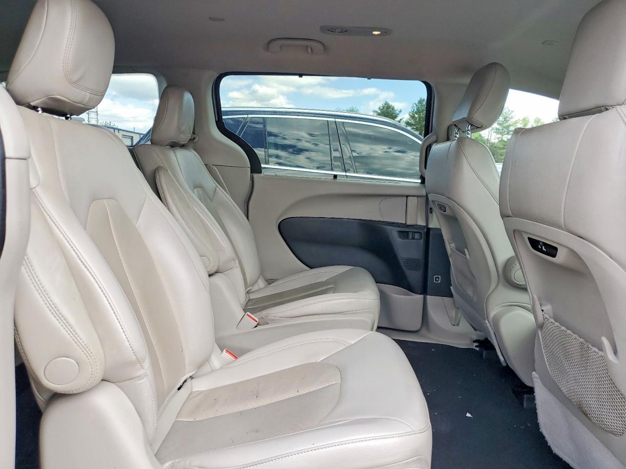 2021 CHRYSLER Pacifica