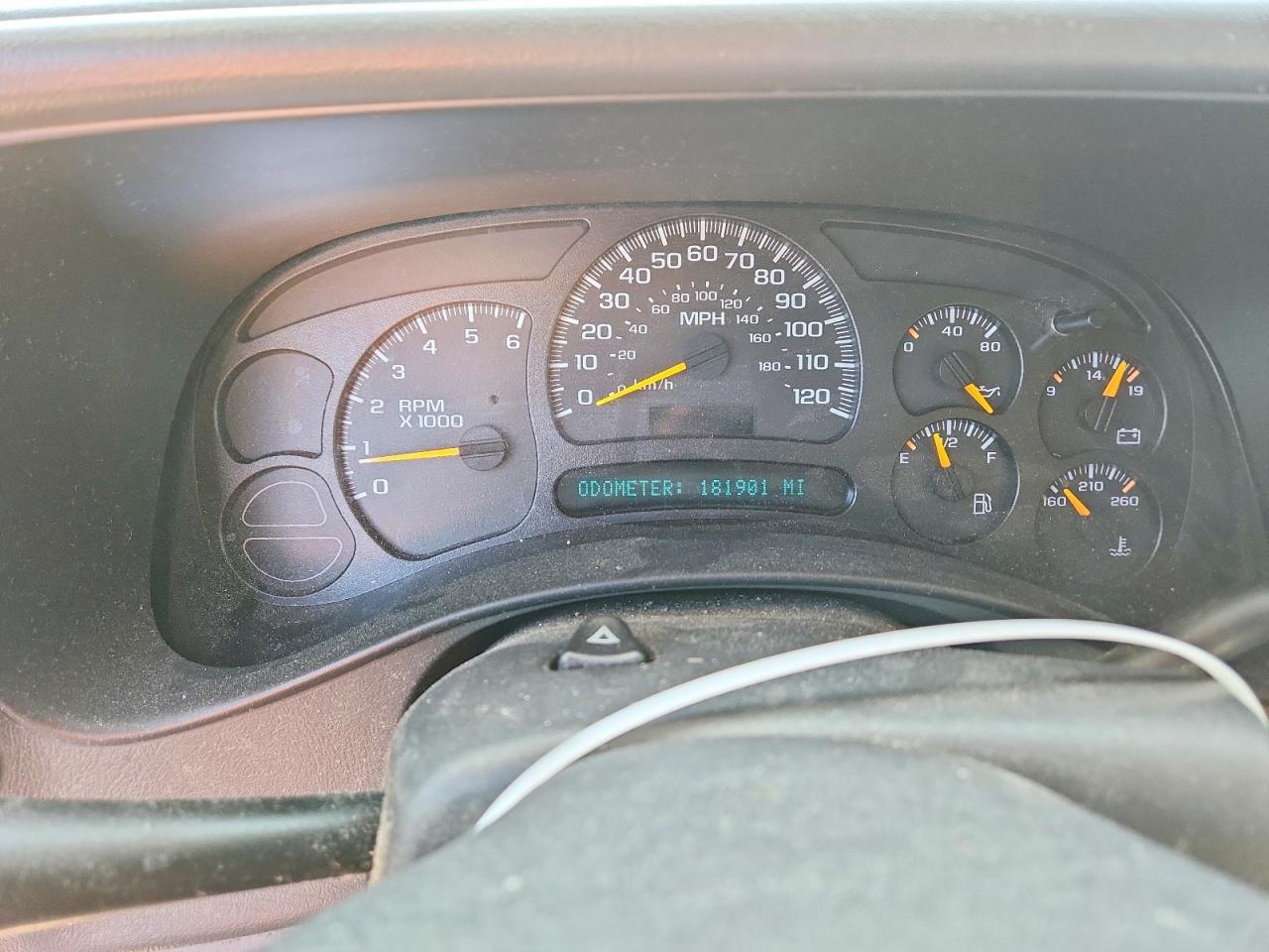 2005 CHEVROLET Suburban
