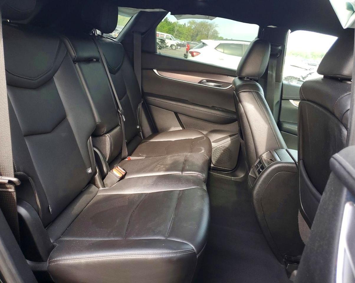2021 CADILLAC XT5