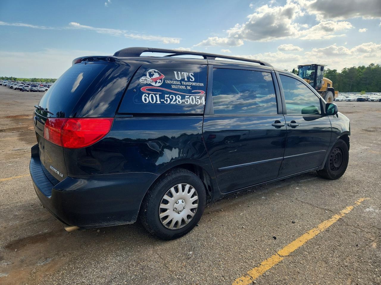 2008 TOYOTA SIENNA