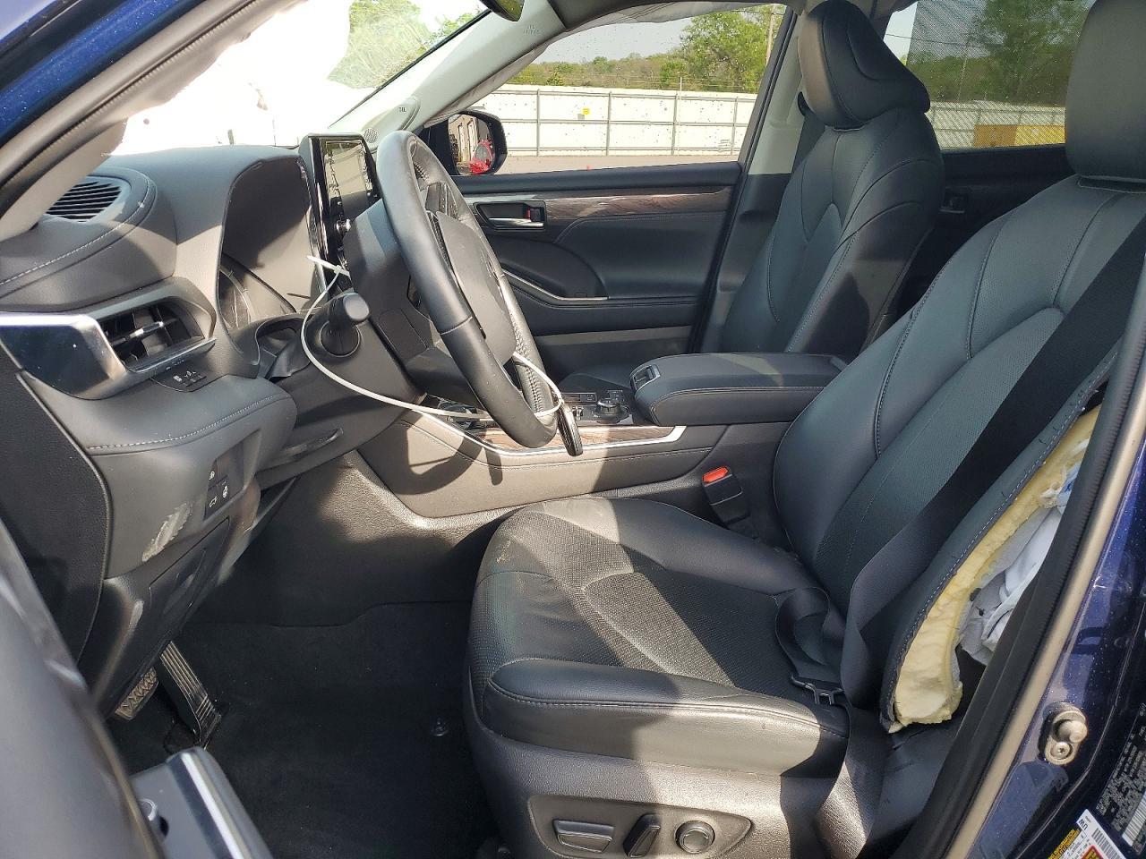 2021 TOYOTA HIGHLANDER