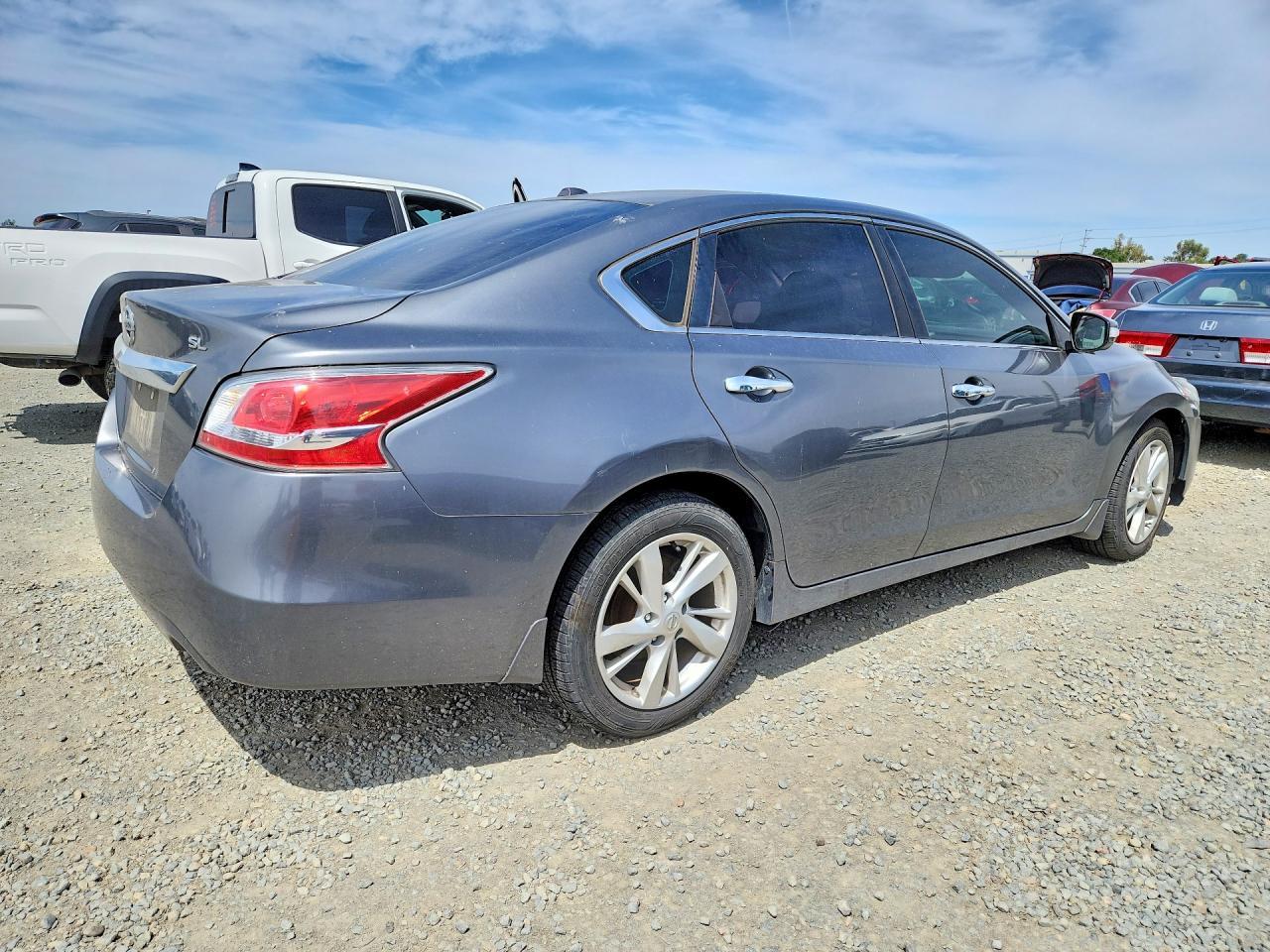 2015 NISSAN ALTIMA
