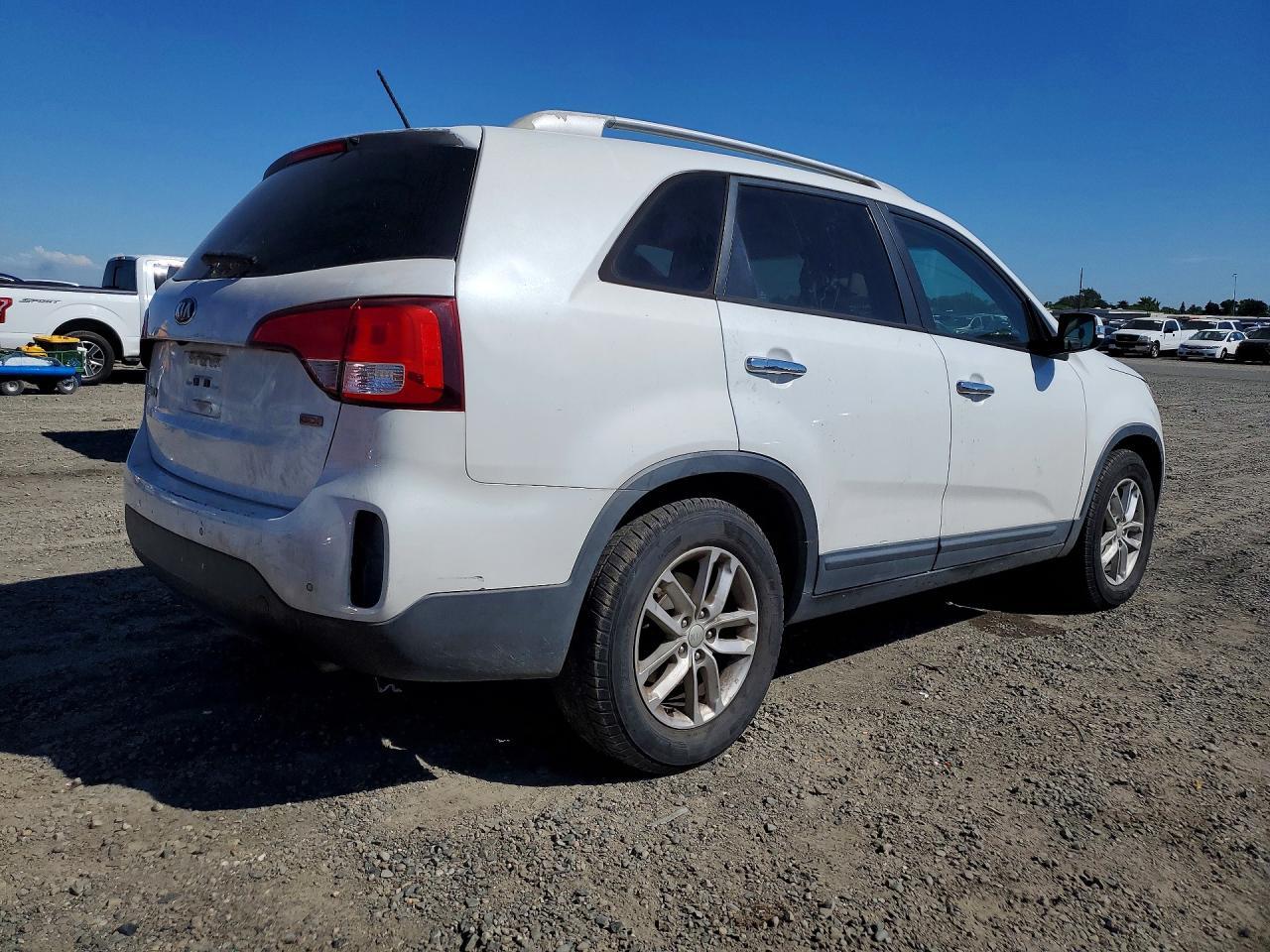2014 KIA SORENTO