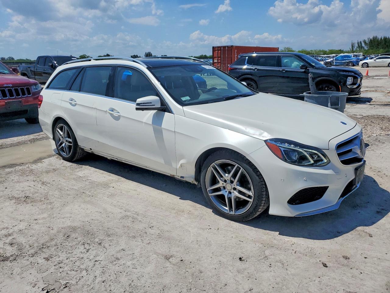 2016 MERCEDES-BENZ E-Class