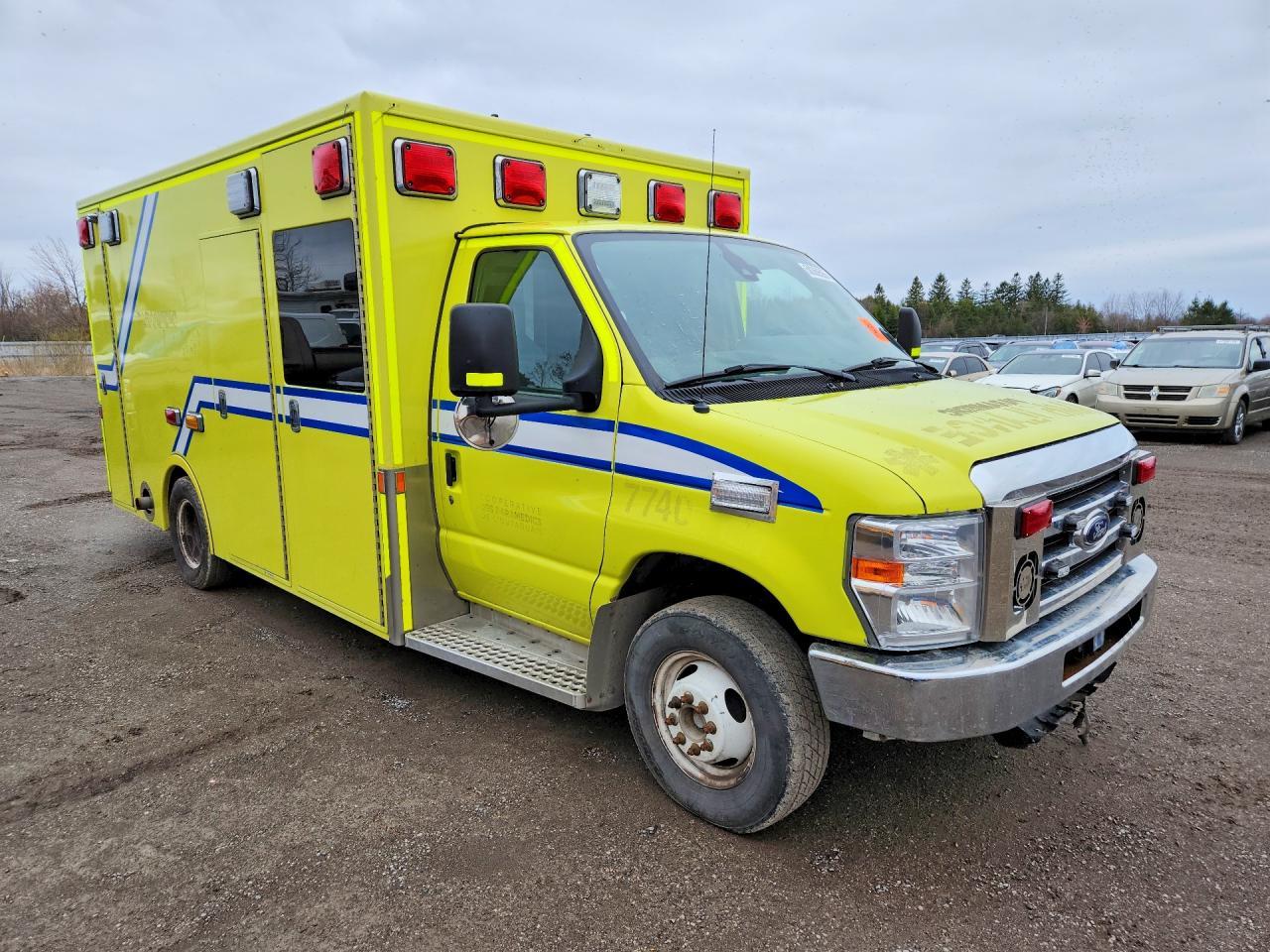 2022 FORD Econoline E350