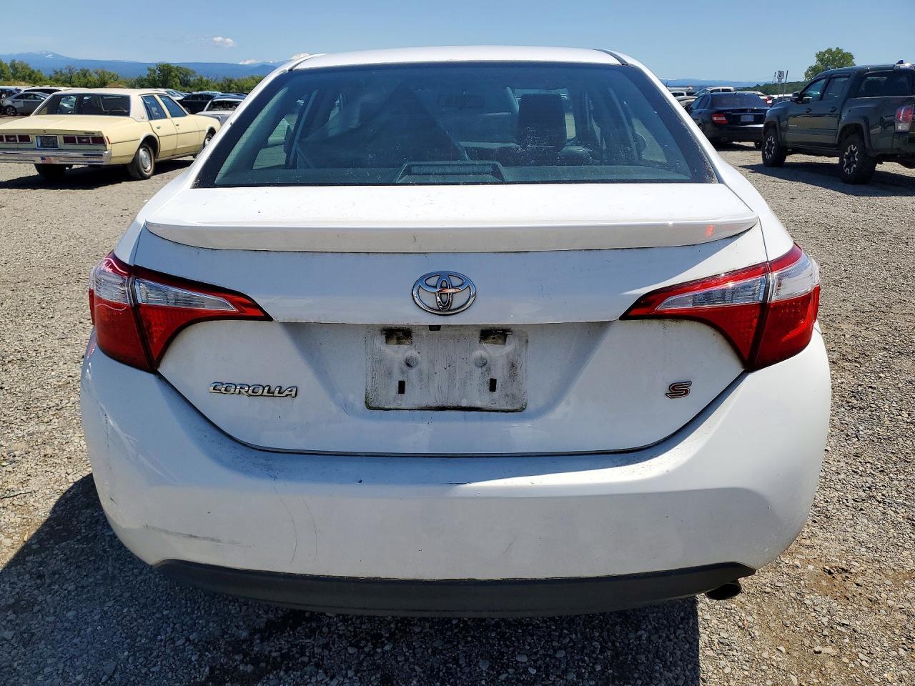 2016 TOYOTA COROLLA