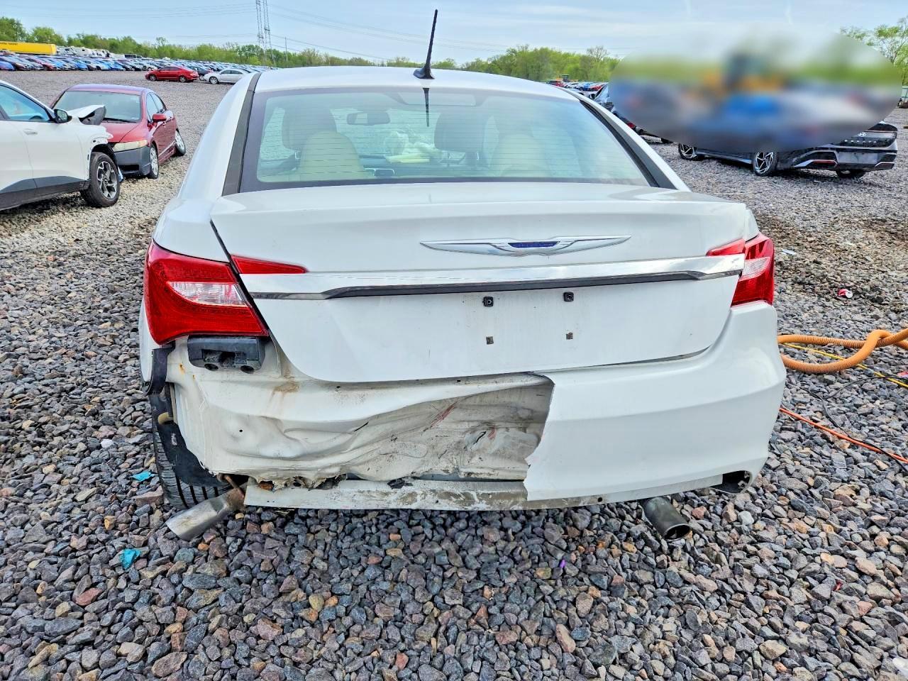 2014 CHRYSLER 200