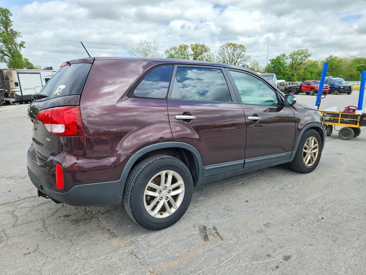 2015 KIA SORENTO