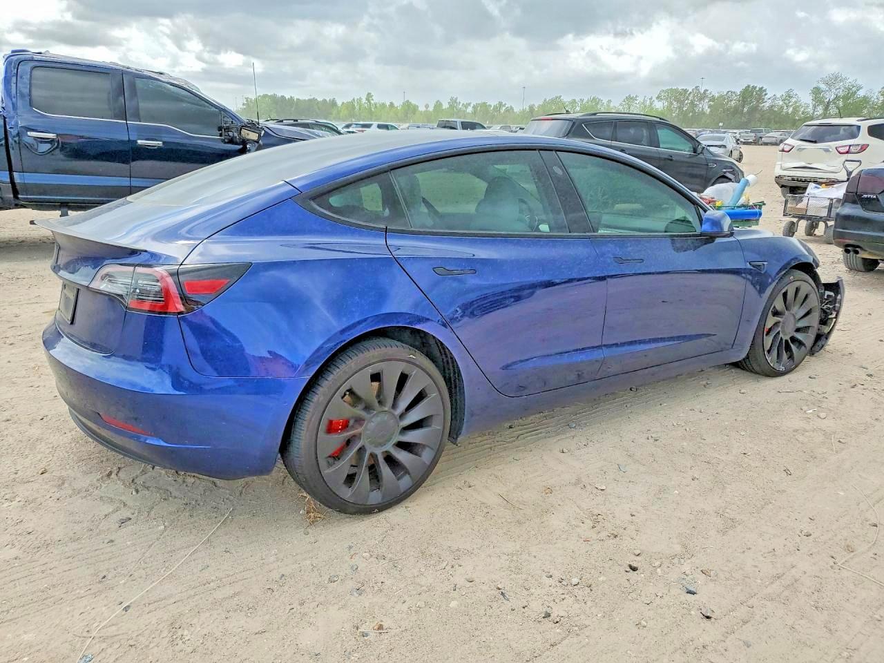 2021 TESLA MODEL 3