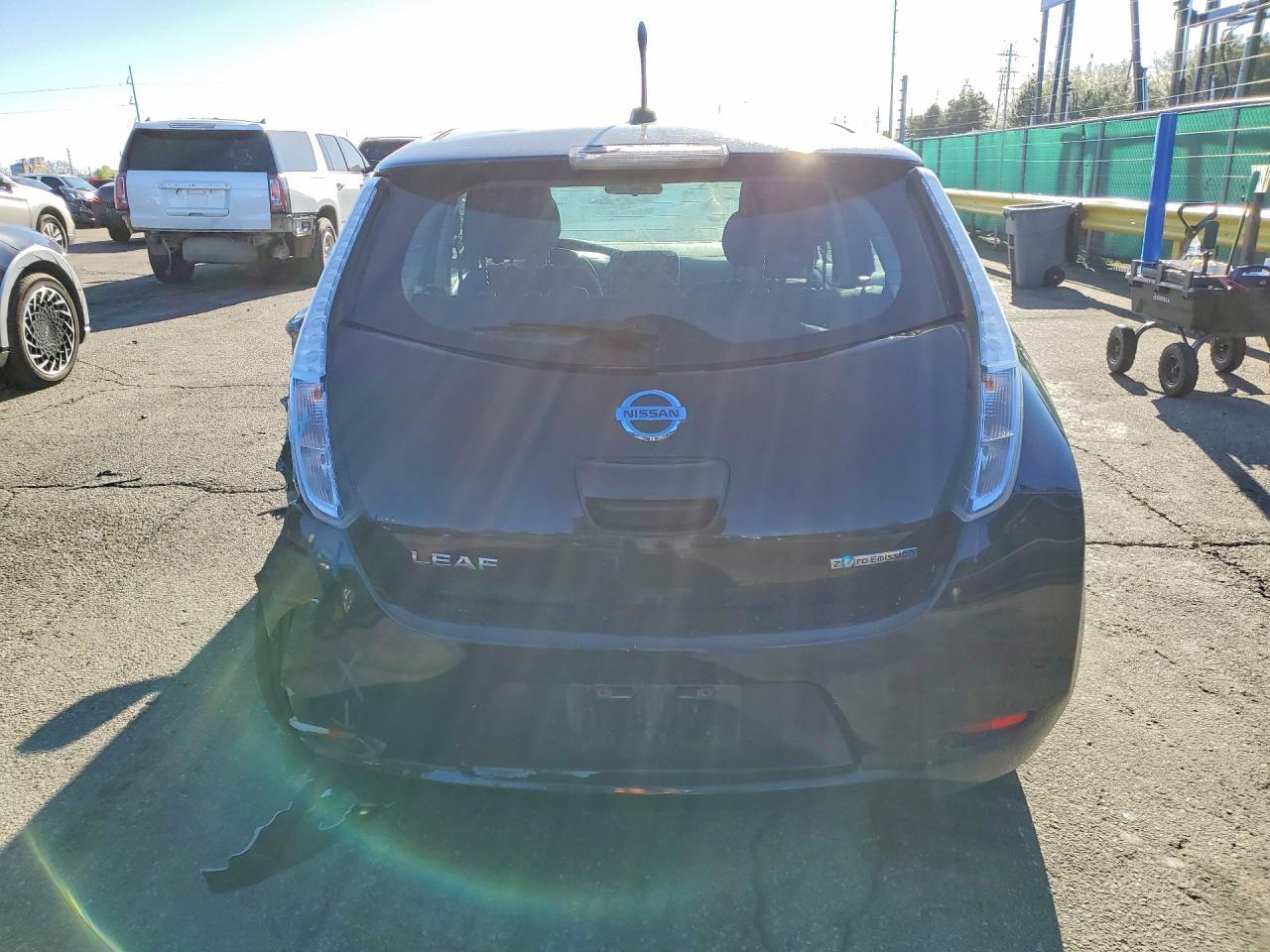 2013 NISSAN LEAF