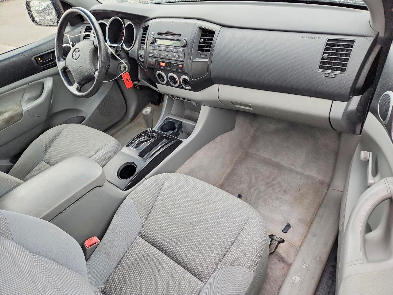 2011 TOYOTA TACOMA