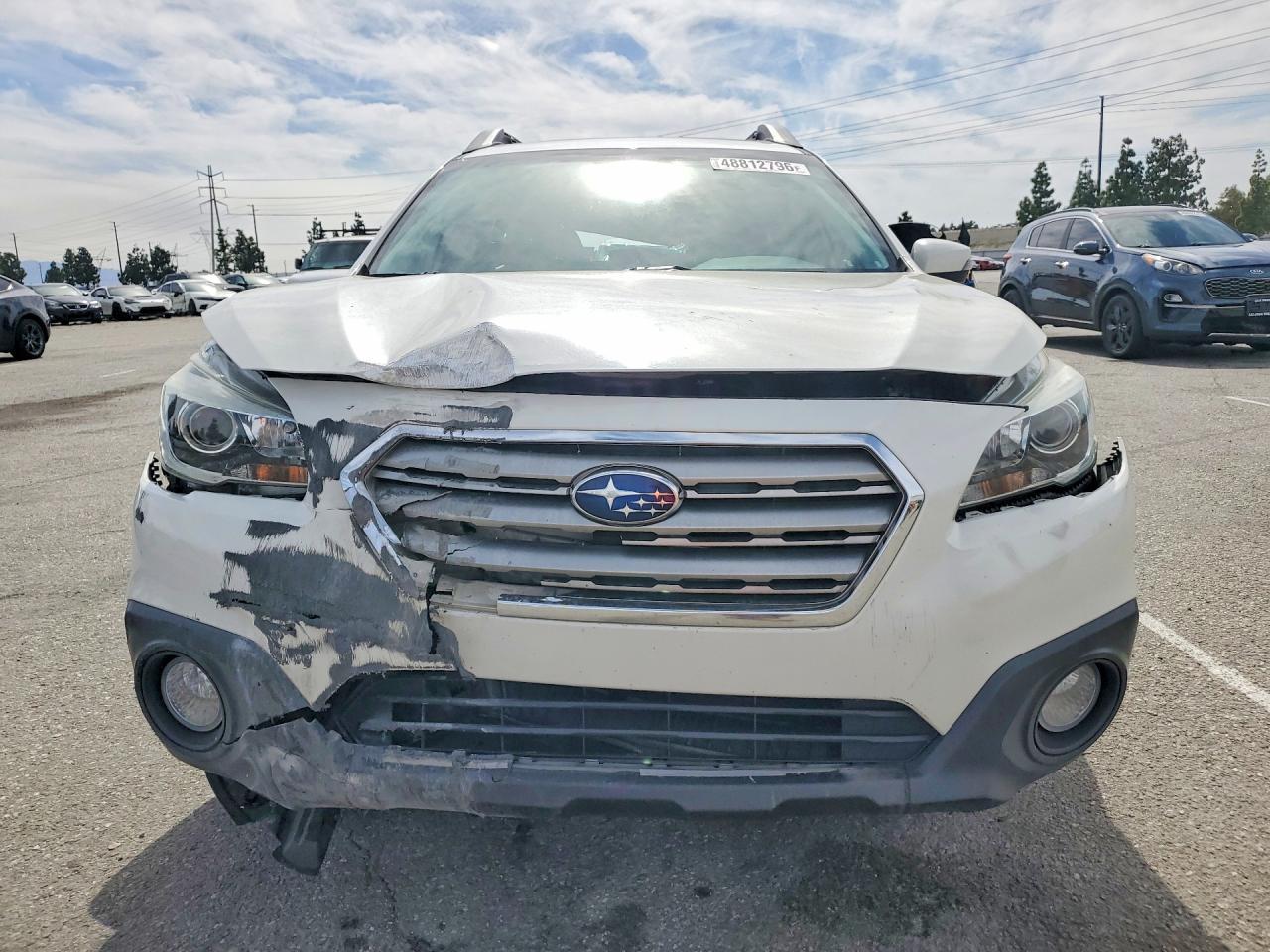2015 SUBARU Outback