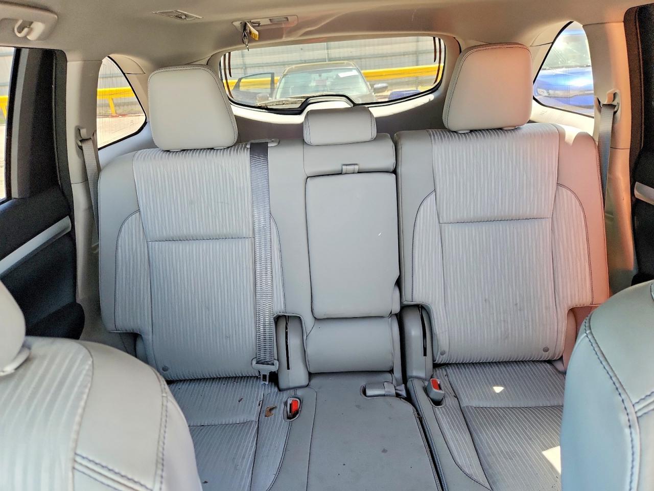 2015 TOYOTA HIGHLANDER