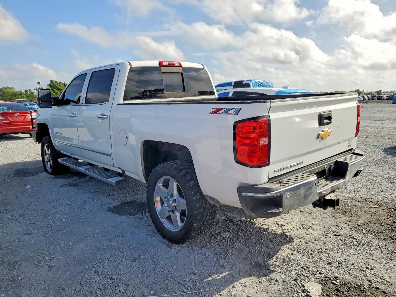 2018 CHEVROLET Silverado 2500