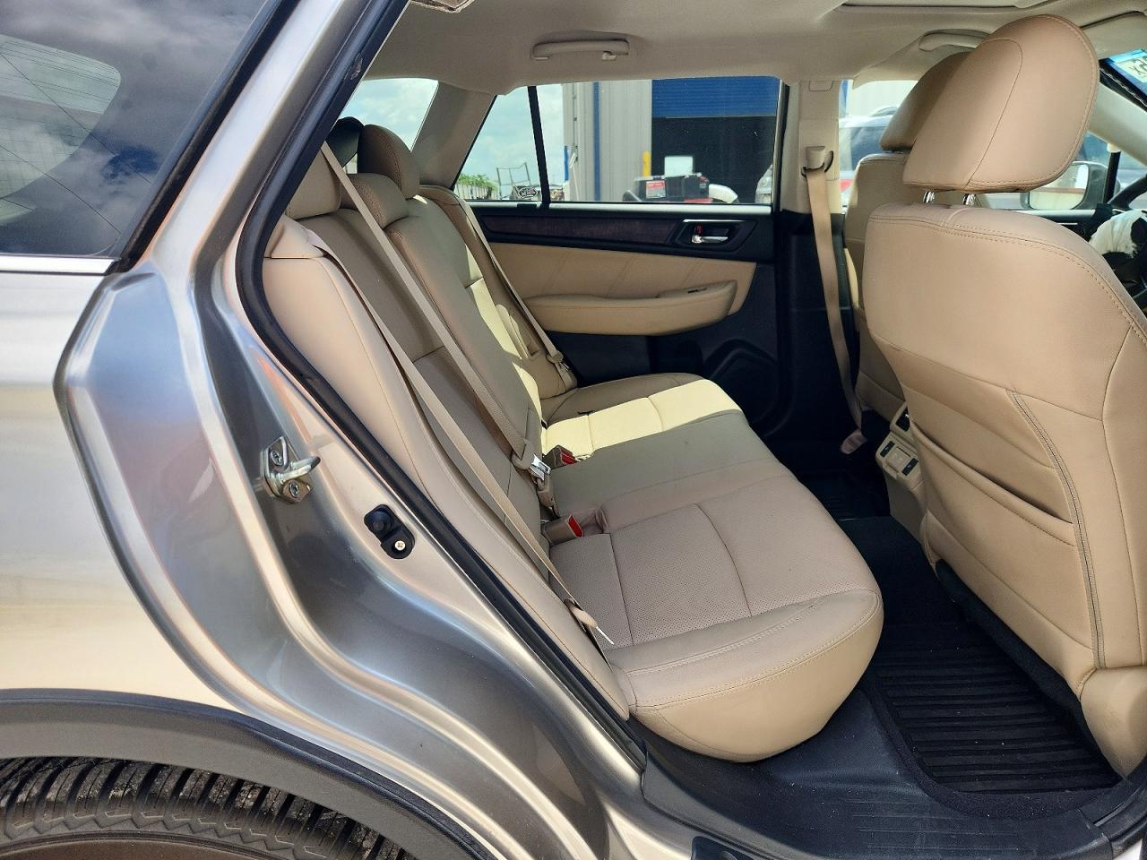 2019 SUBARU Outback
