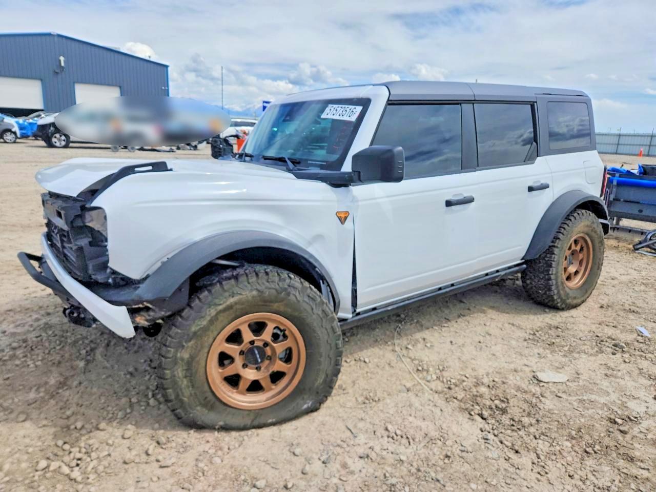 2024 FORD Bronco