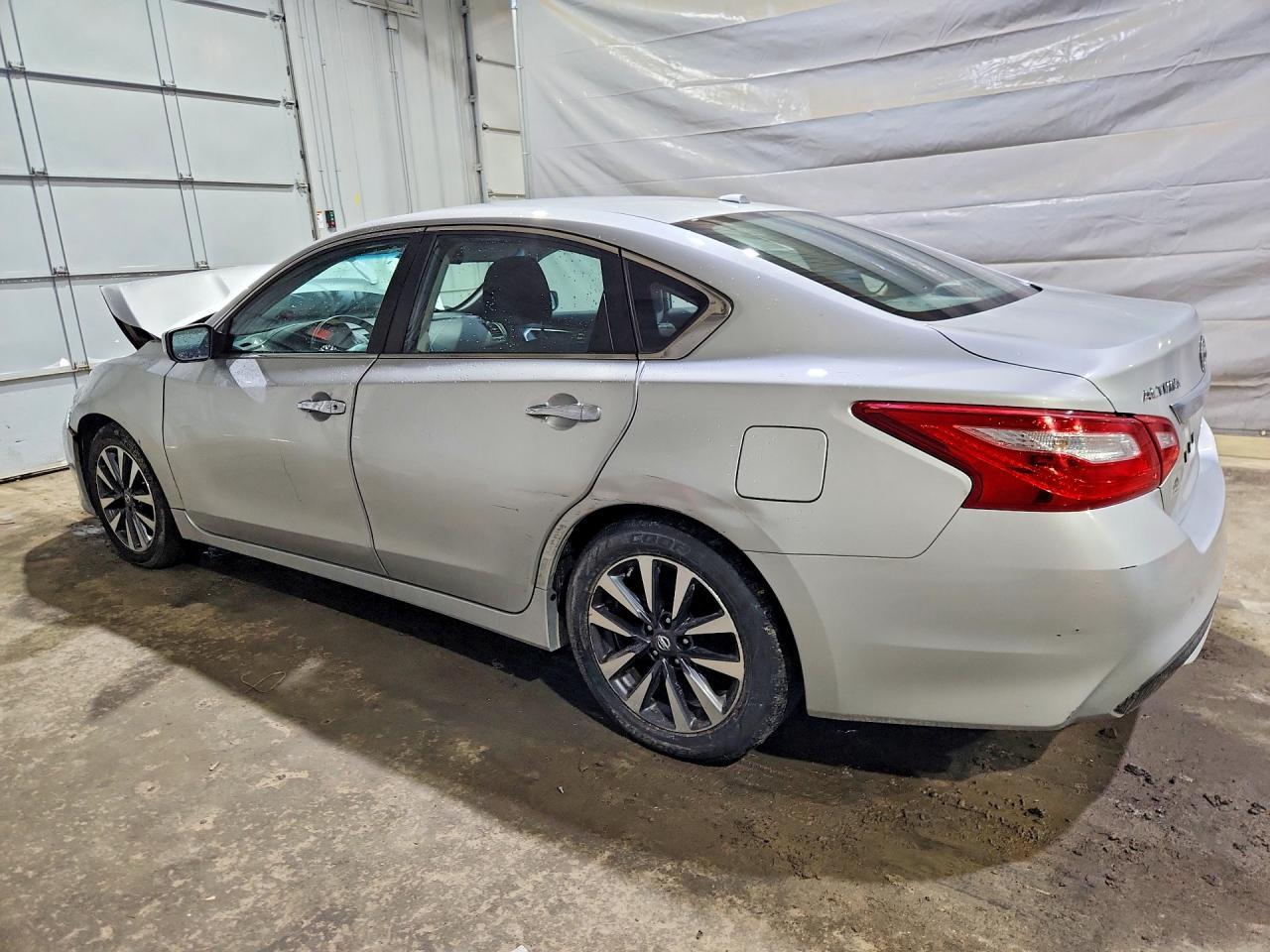 2017 NISSAN ALTIMA