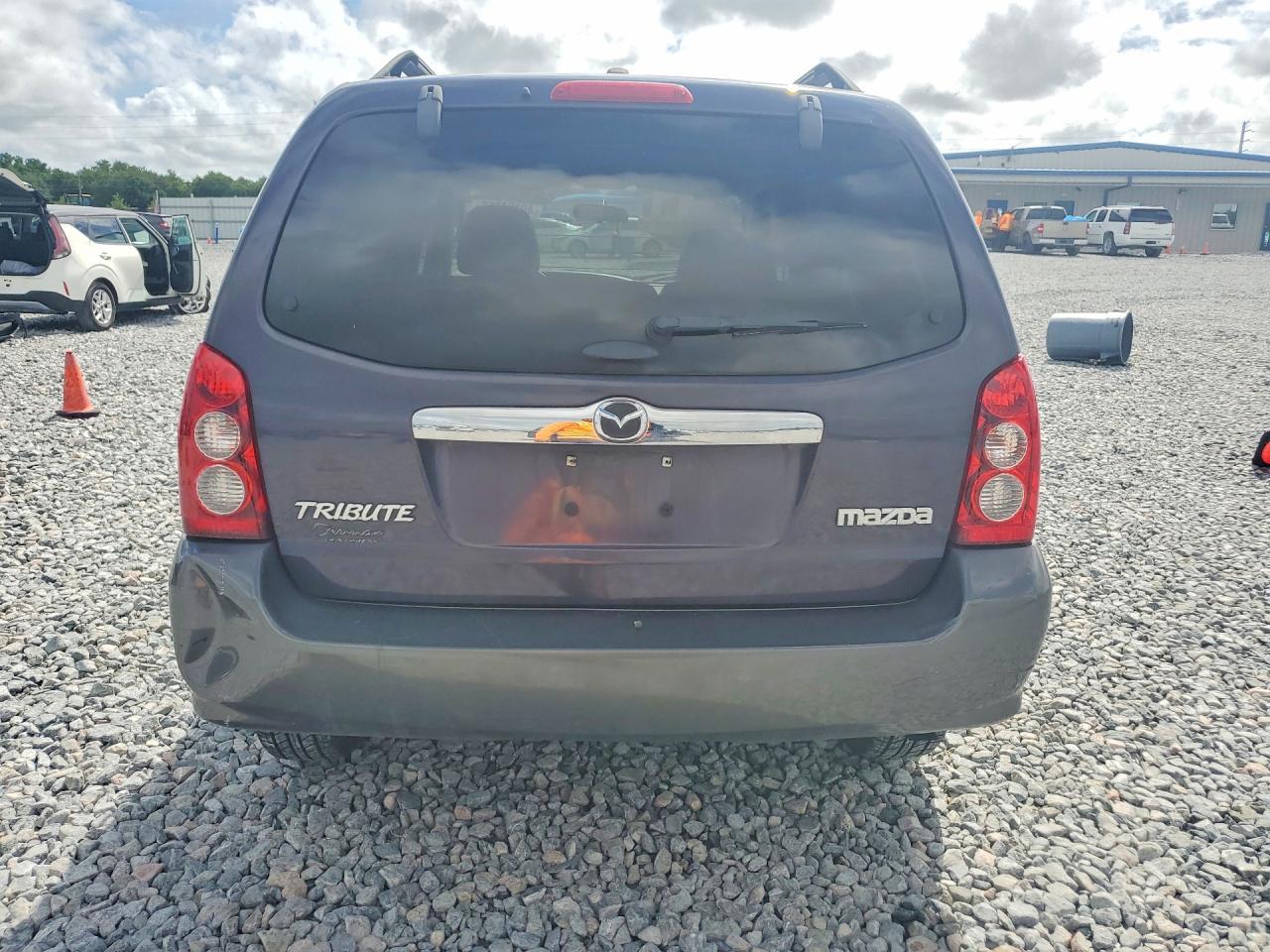 2005 MAZDA Tribute