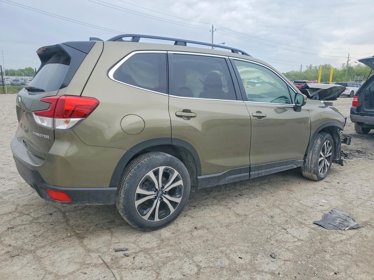2024 SUBARU FORESTER