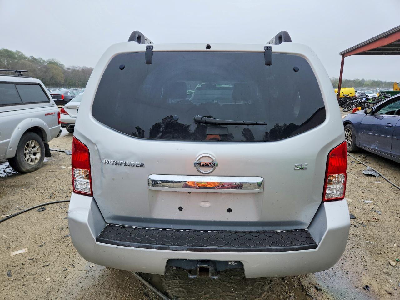 2010 NISSAN PATHFINDER