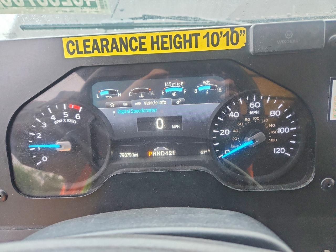 2021 FORD F59