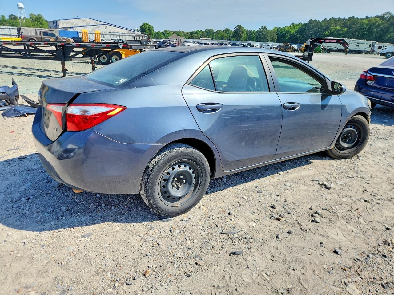 2015 TOYOTA COROLLA