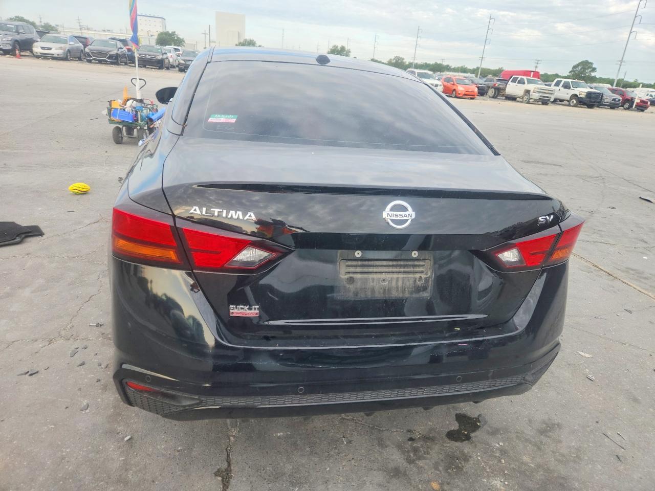2022 NISSAN ALTIMA