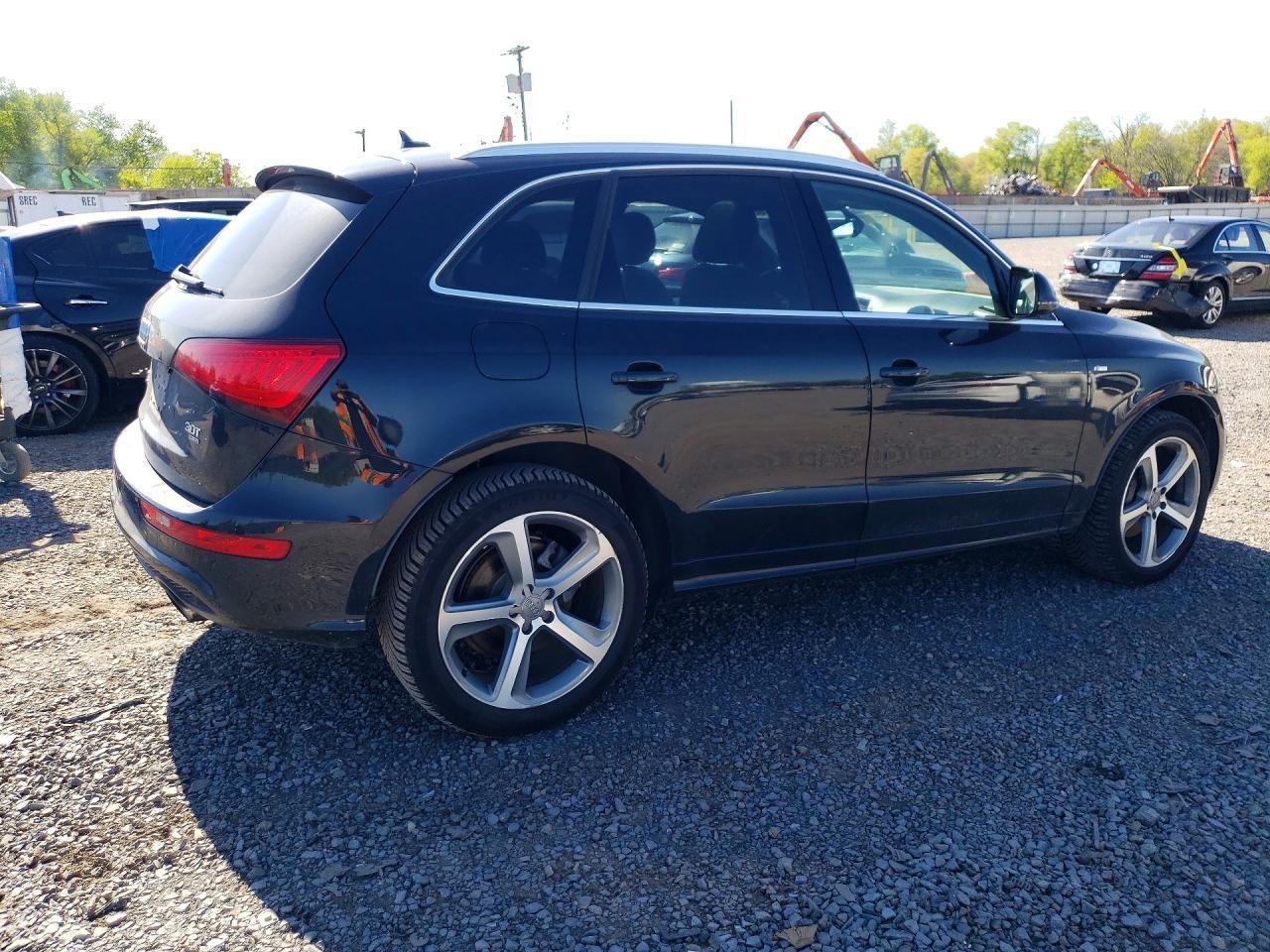 2013 AUDI Q5