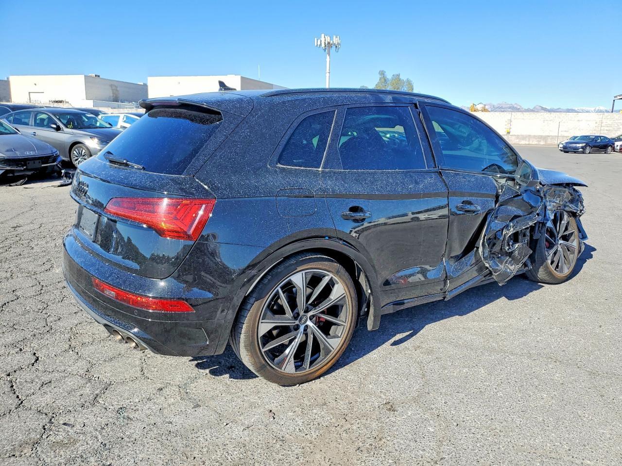 2022 AUDI SQ5