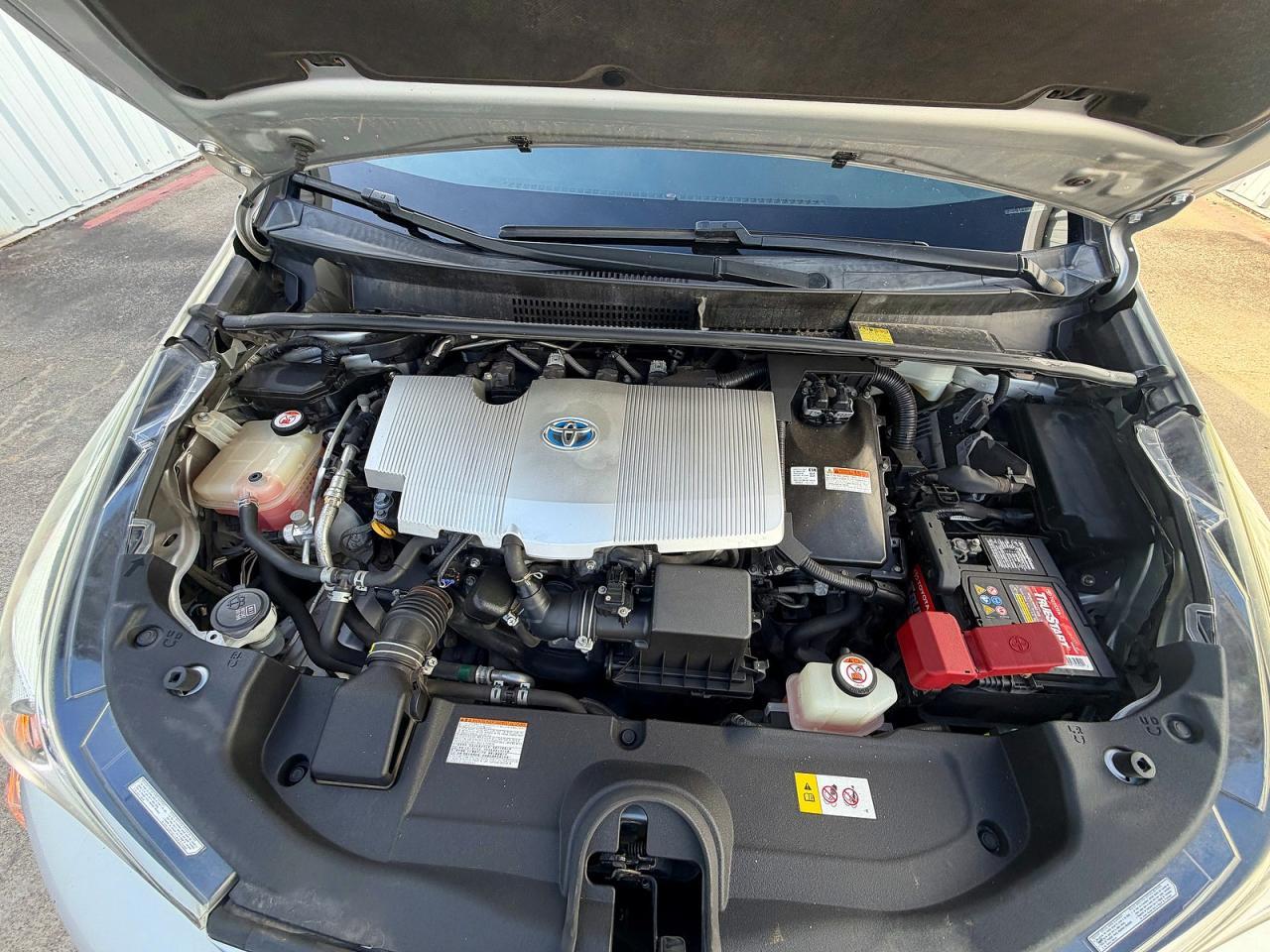 2017 TOYOTA PRIUS