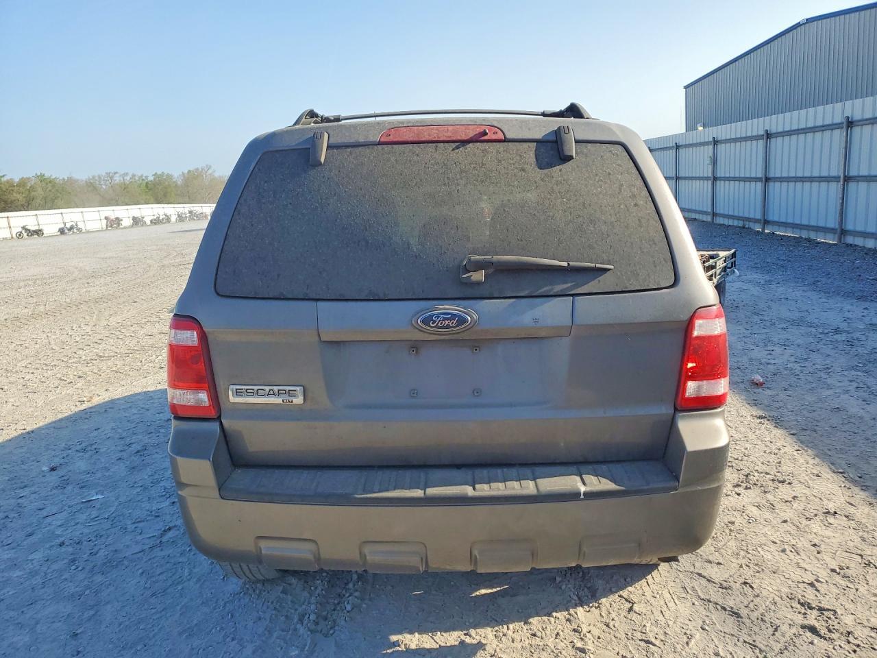 2009 FORD ESCAPE