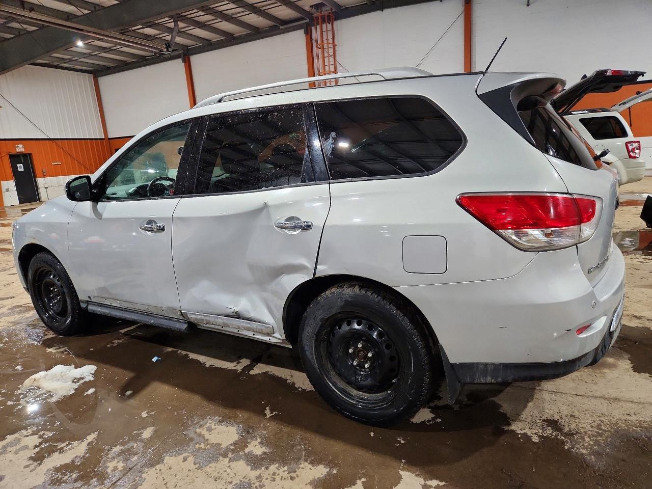 2013 NISSAN PATHFINDER