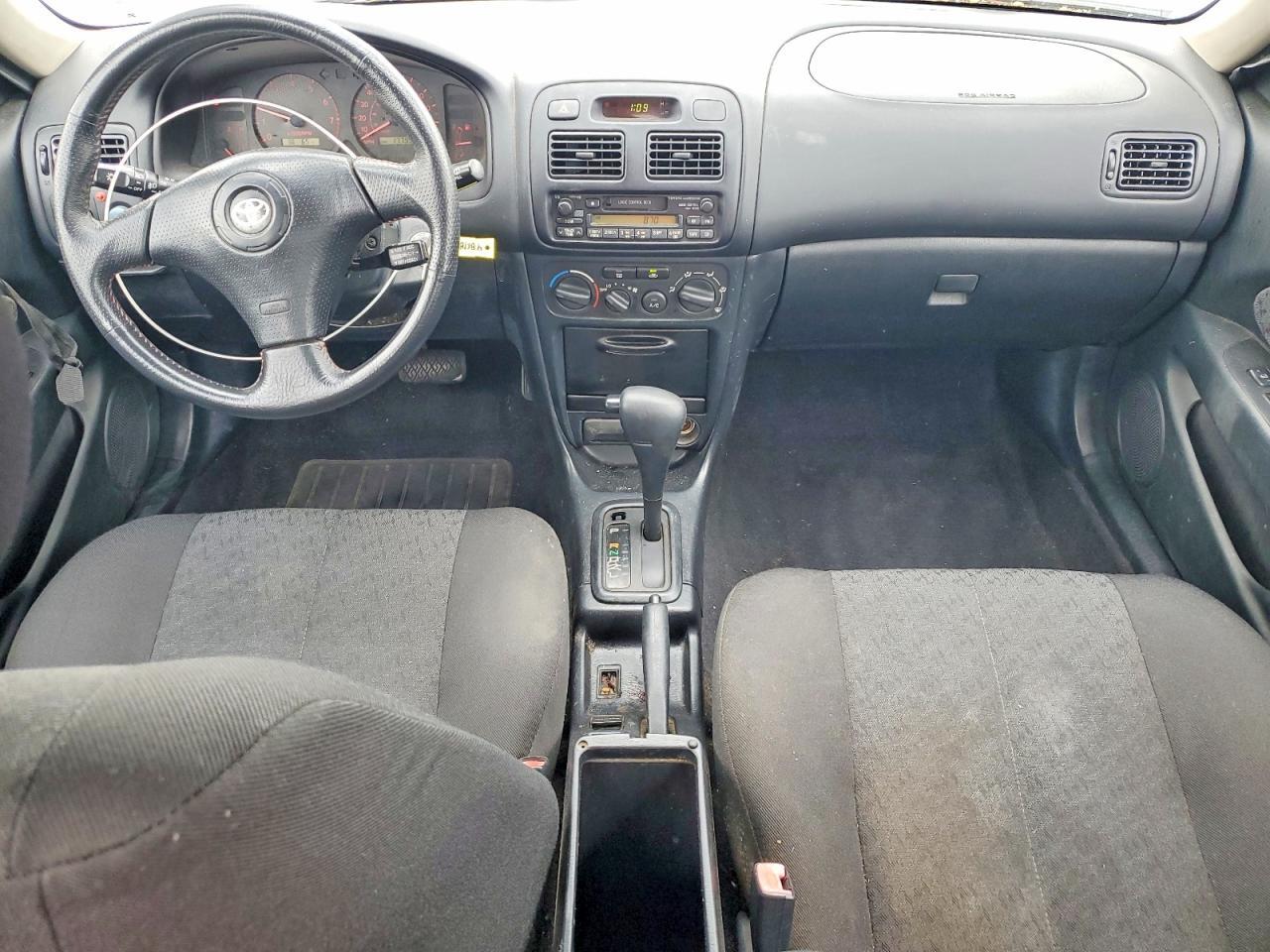 2001 TOYOTA COROLLA