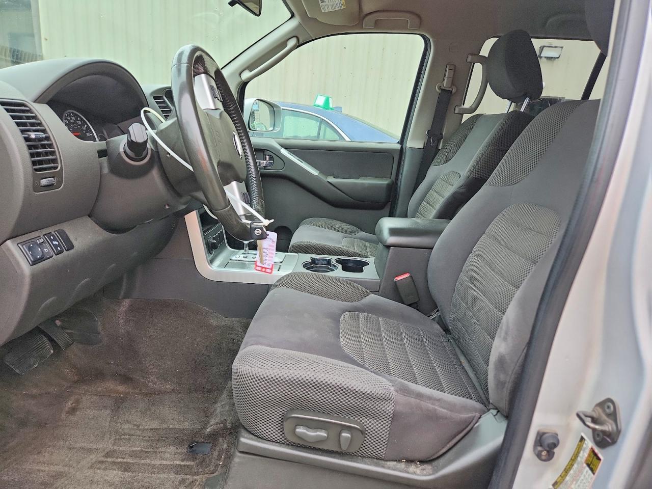 2010 NISSAN PATHFINDER