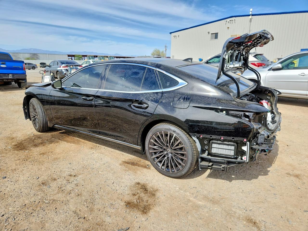 2026 LEXUS LS 500