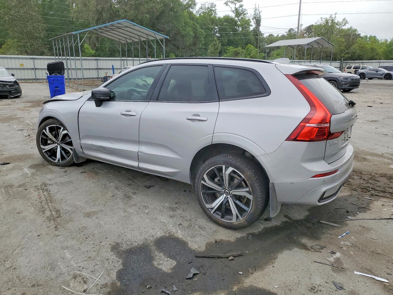 2023 VOLVO XC60