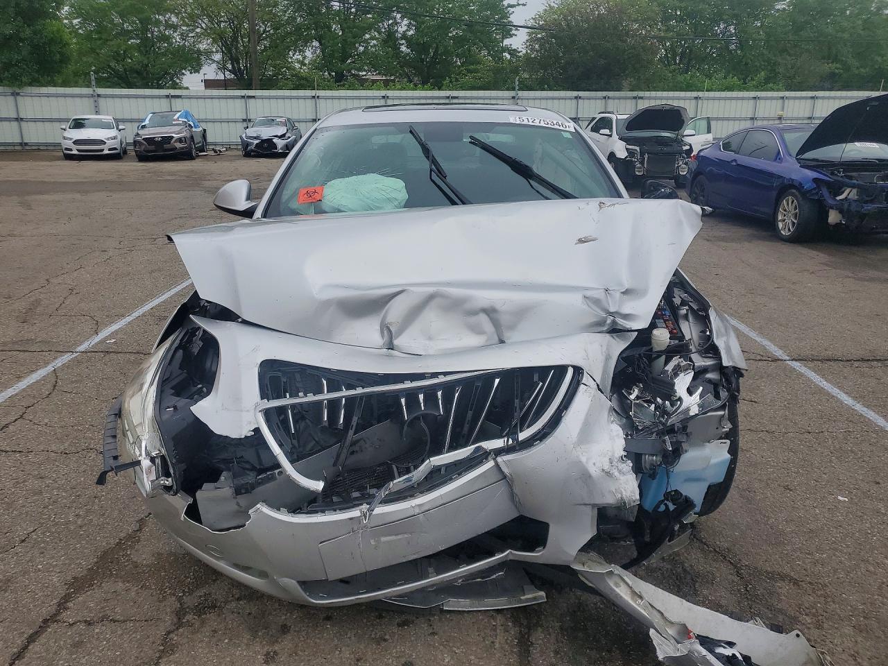 2011 BUICK Regal