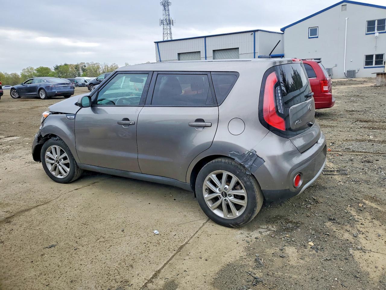 2017 KIA SOUL
