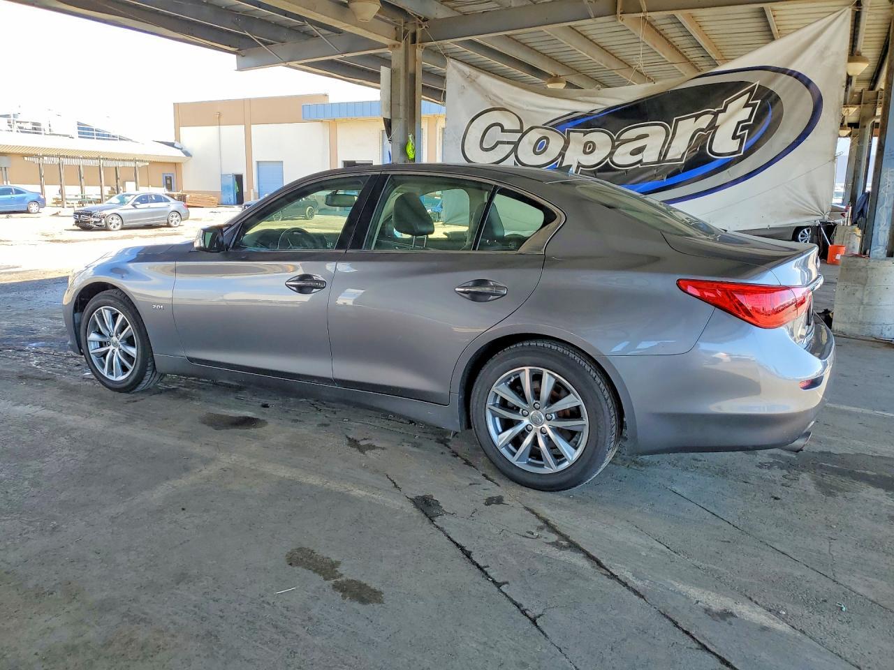 2017 INFINITI Q50
