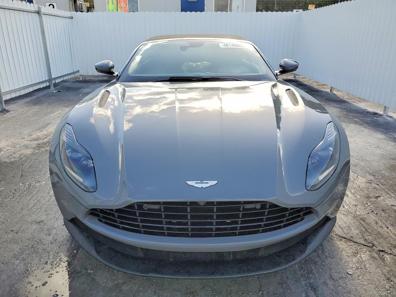 2020 Aston Martin DB11