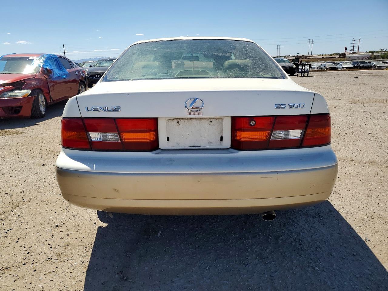 1999 LEXUS Es 300