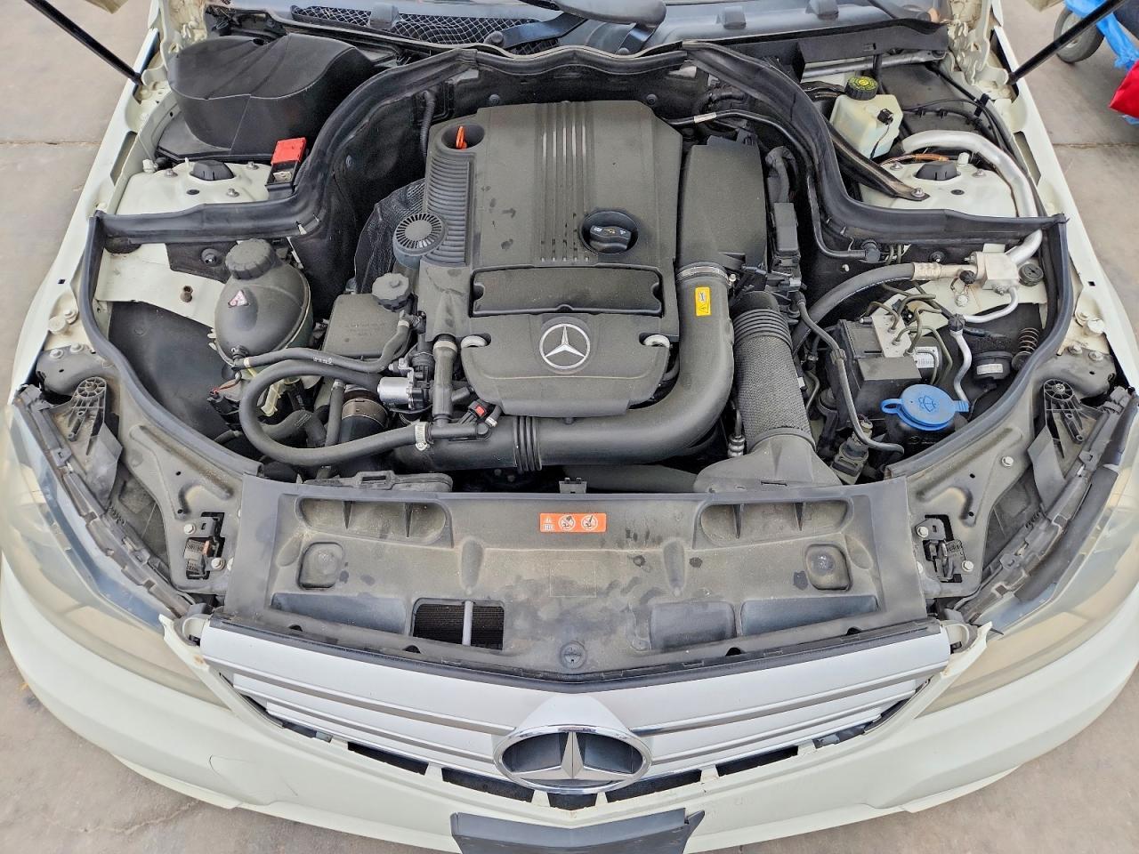 2012 MERCEDES-BENZ C-CLASS