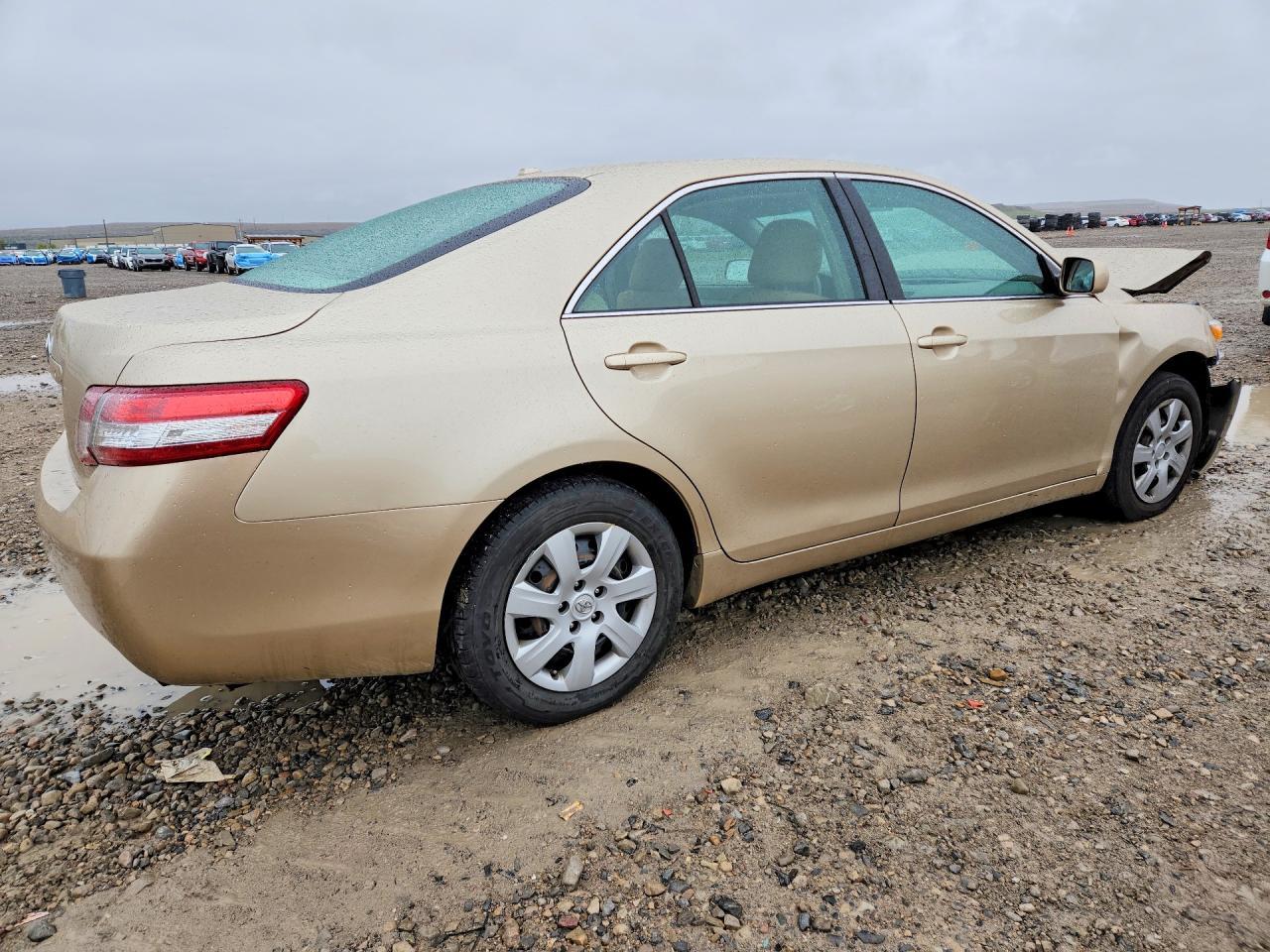 2010 TOYOTA CAMRY