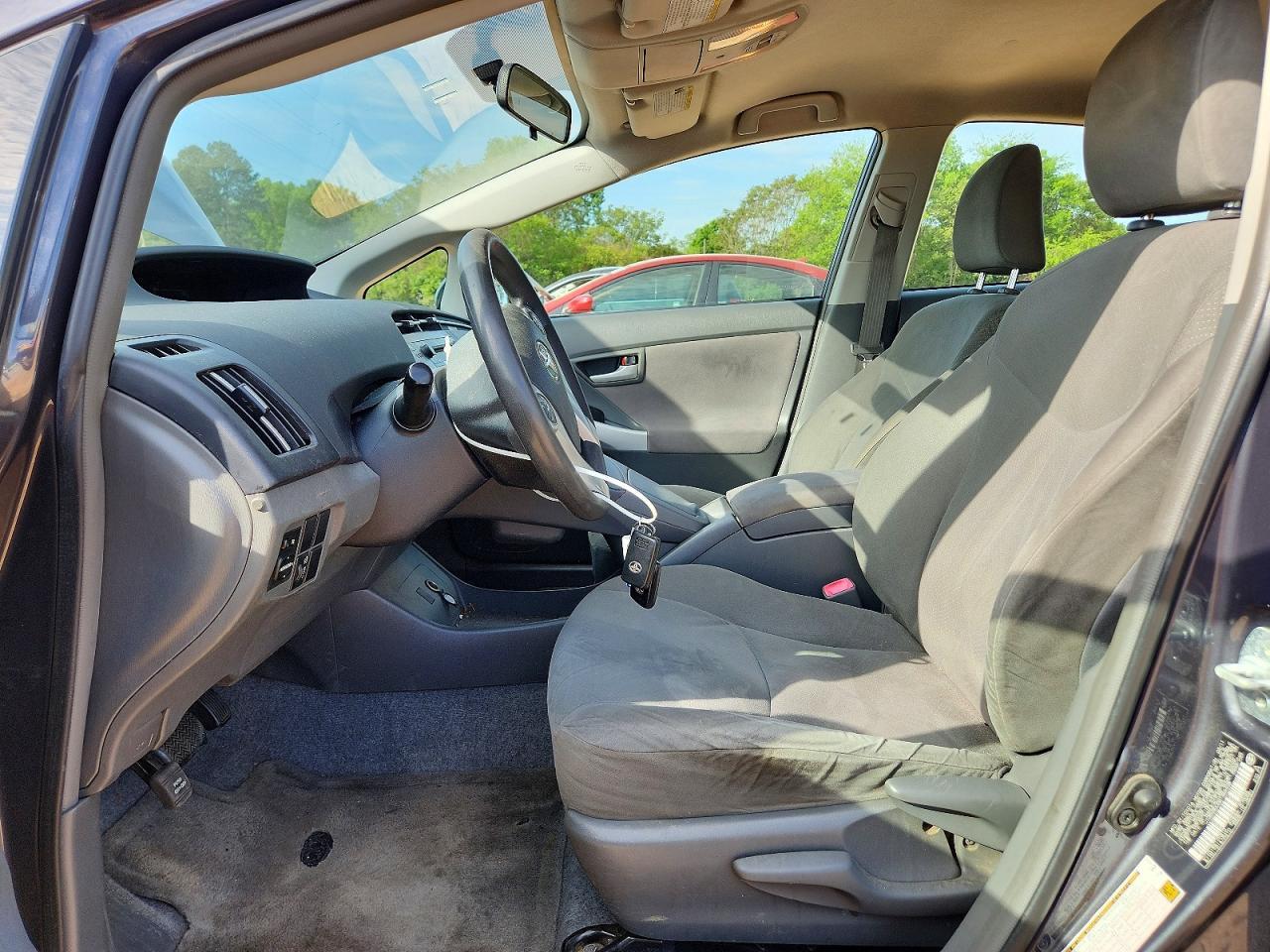2011 TOYOTA PRIUS