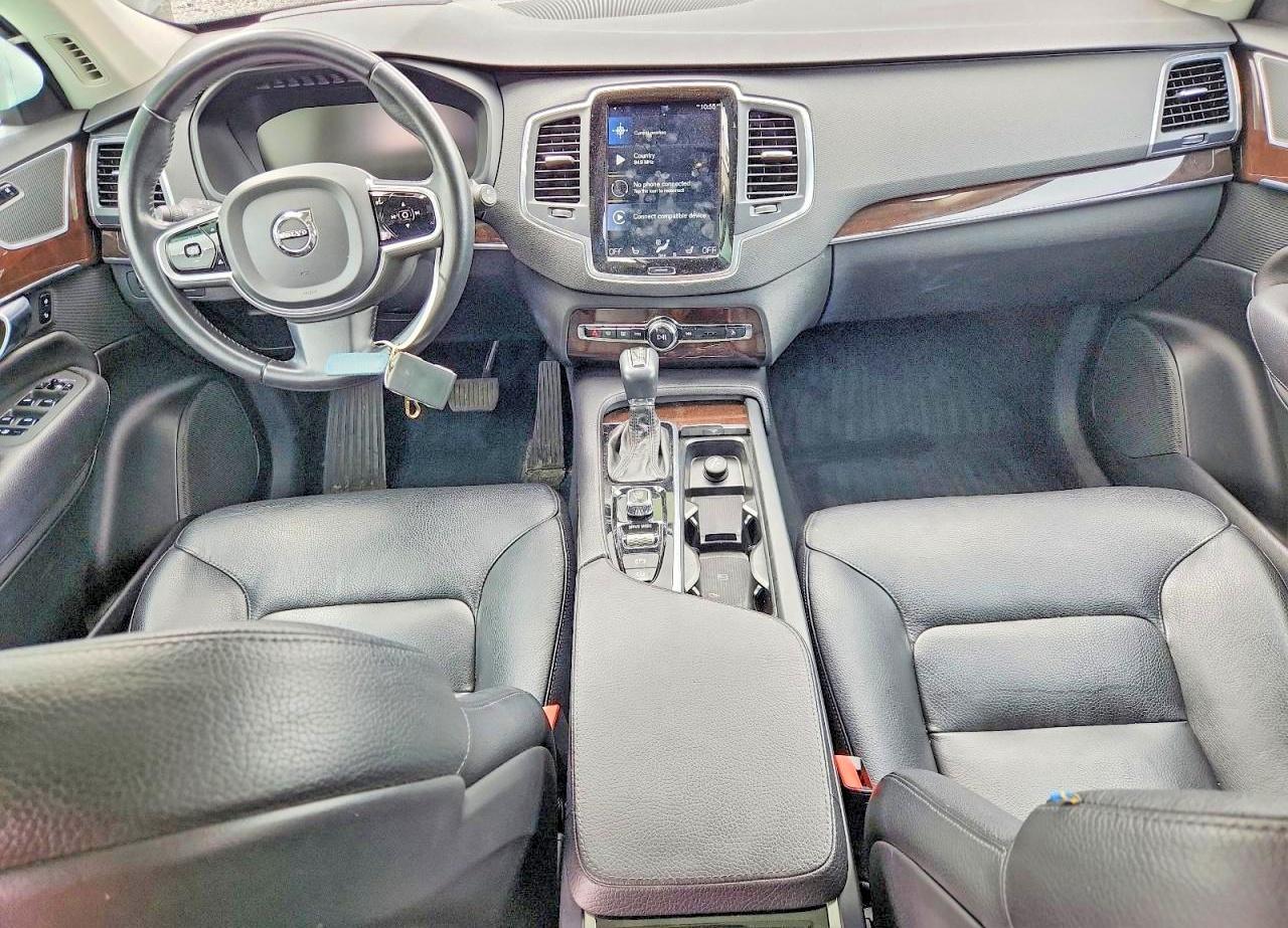 2019 VOLVO XC90