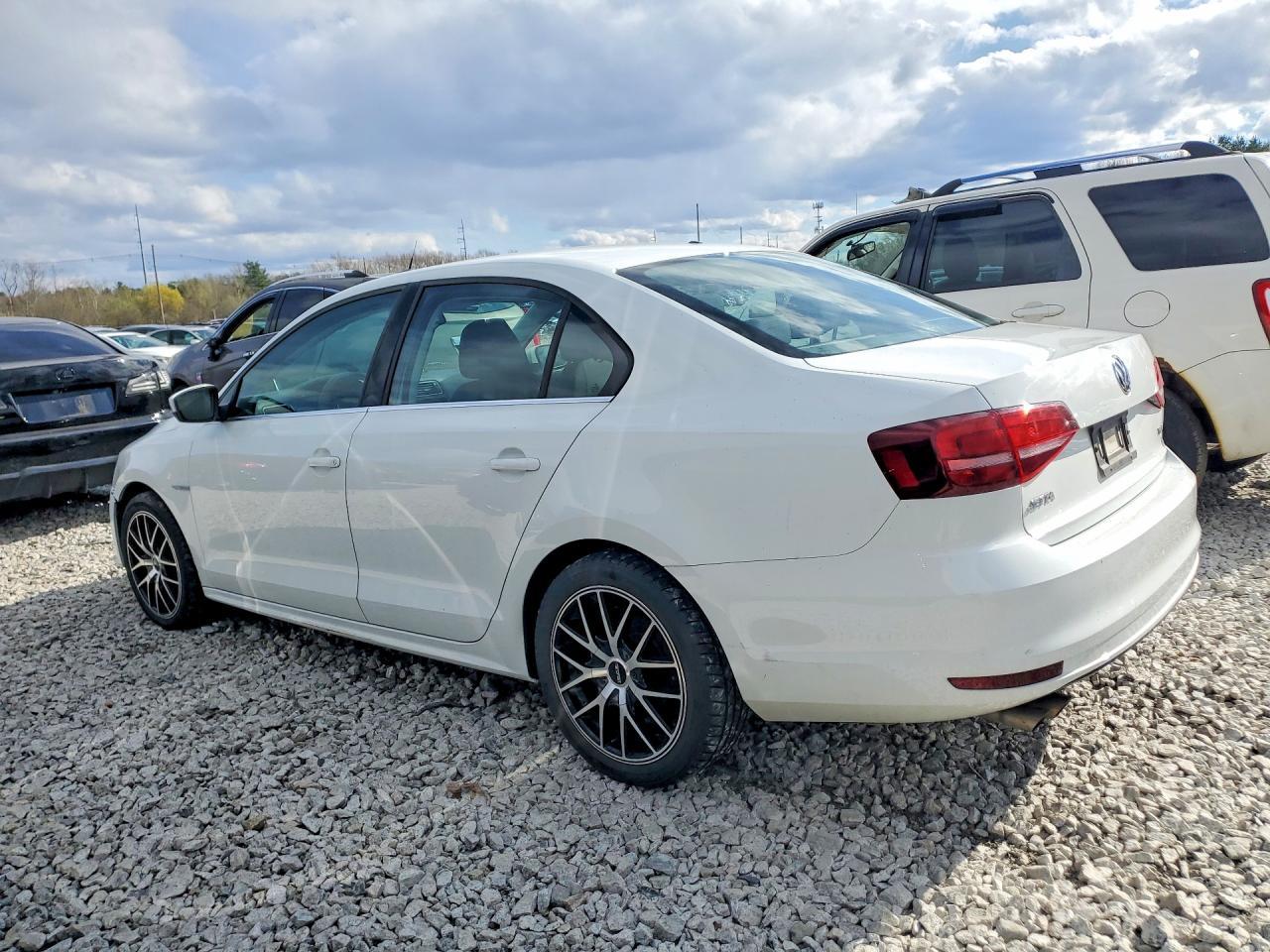 2017 VOLKSWAGEN JETTA
