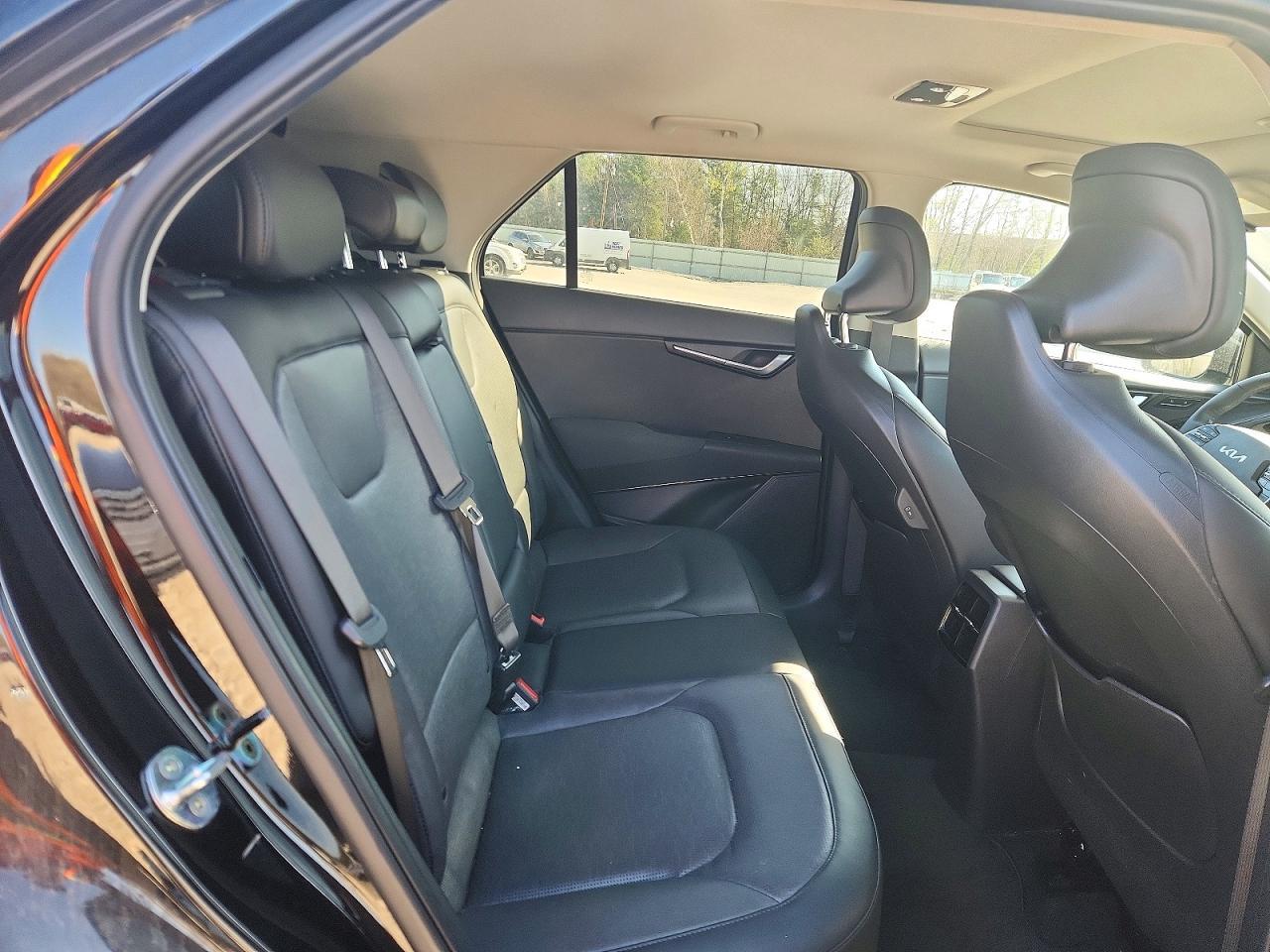 2023 KIA Niro